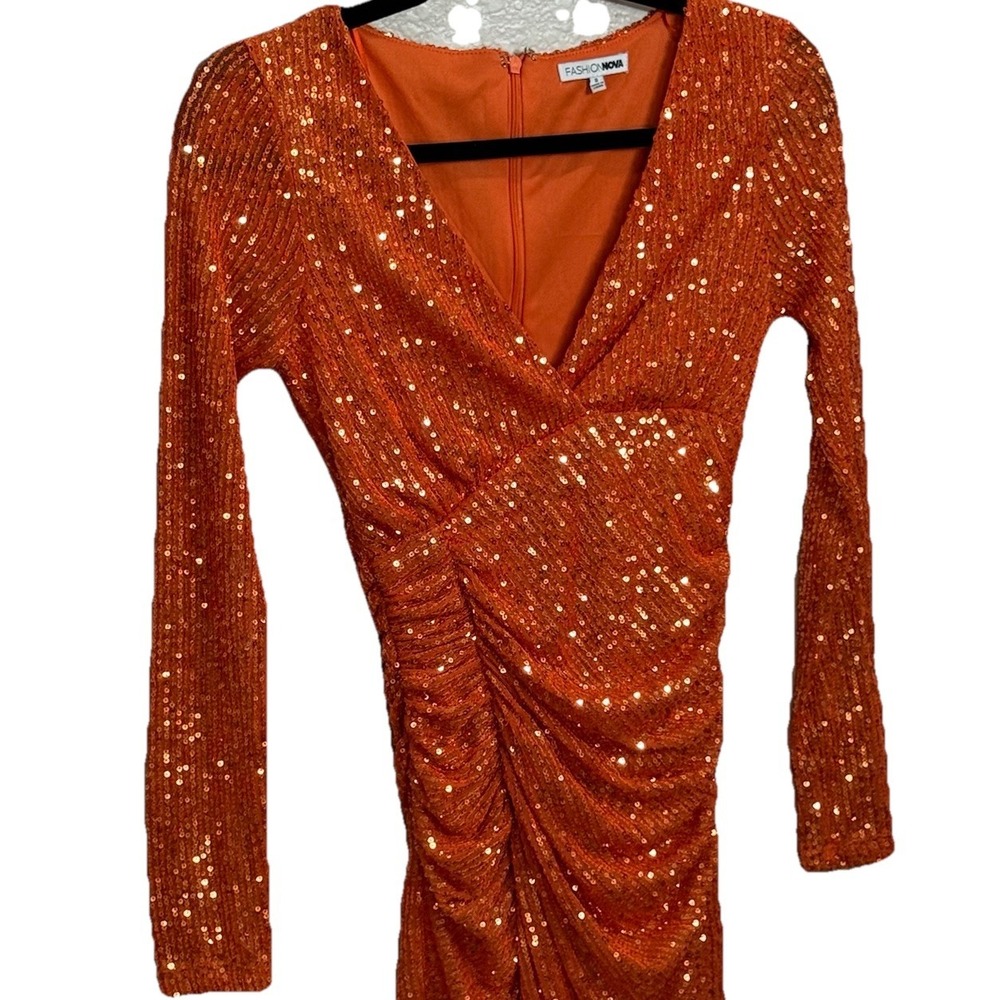 Spotlight On Me Orange Showgirl Style Sequin Mini Dress‎ Size S *Please Read* - Picture 3 of 8